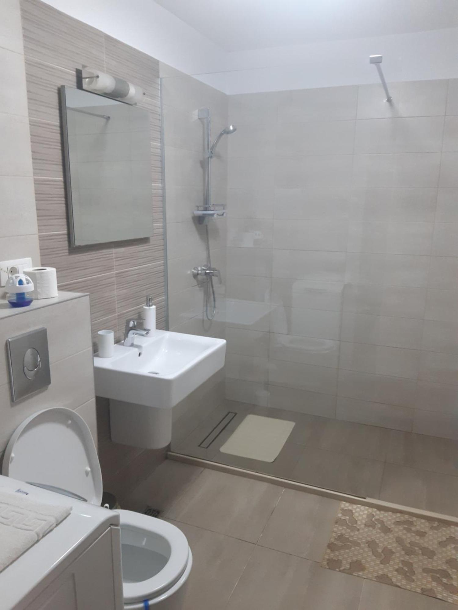 Apartament Marcel - Coresi Mall ブラショフ エクステリア 写真